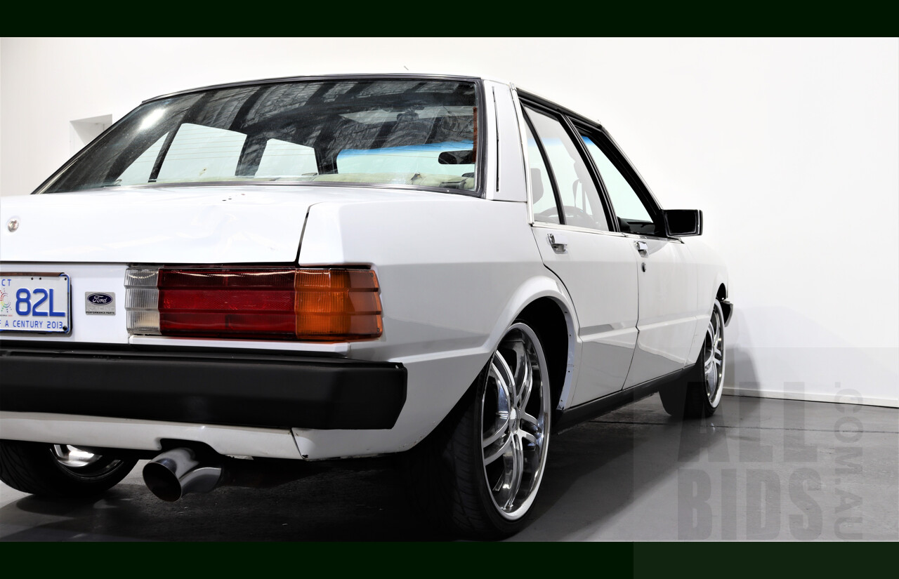 6/1982 Ford Falcon XD T-Code 4d Sedan White 5.8L 351ci V8