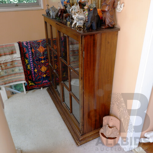 Antique Maple Bookcase with Glass Panel Doors, Early 20th Century