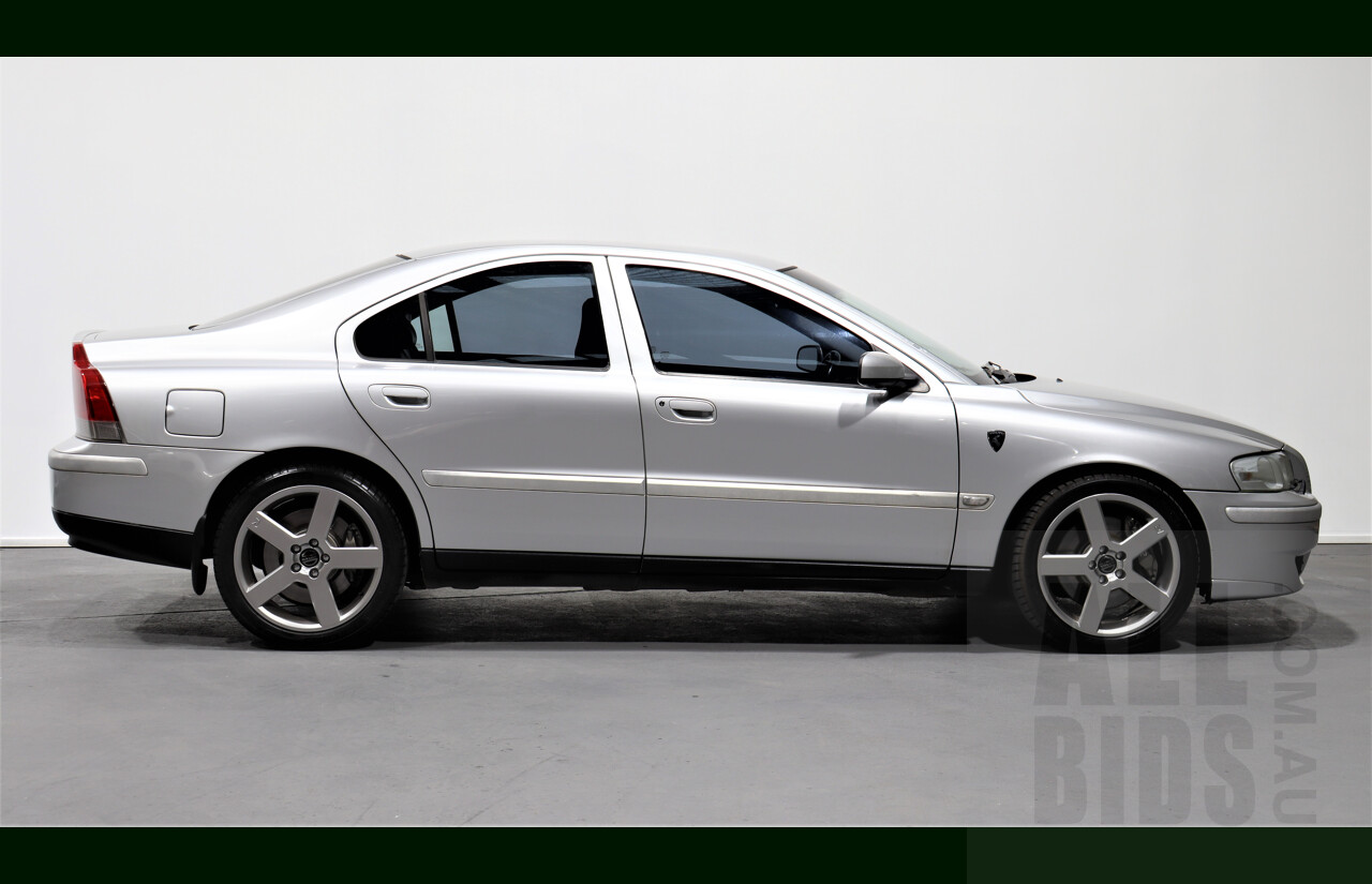 10/2003 Volvo S60 R 4d Sedan Silver 2.5L Turbo