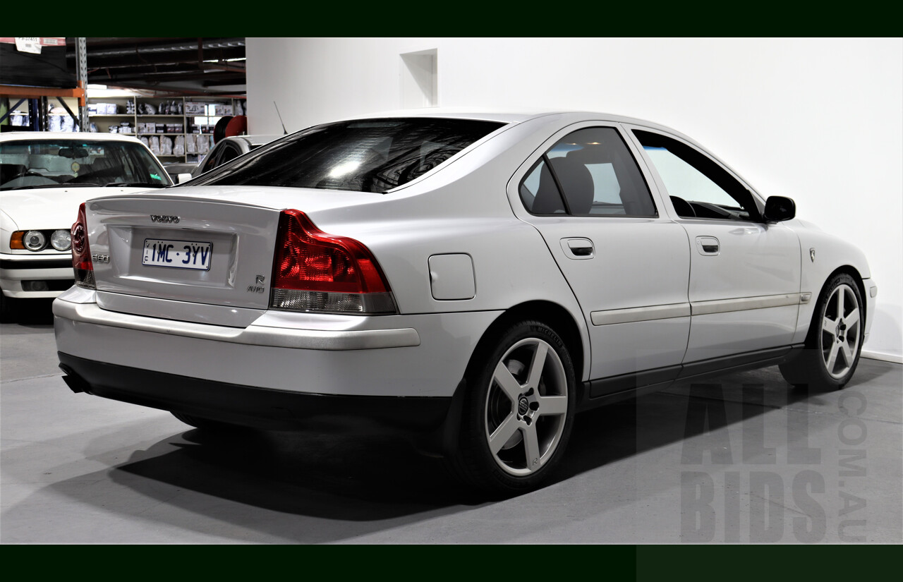 10/2003 Volvo S60 R 4d Sedan Silver 2.5L Turbo