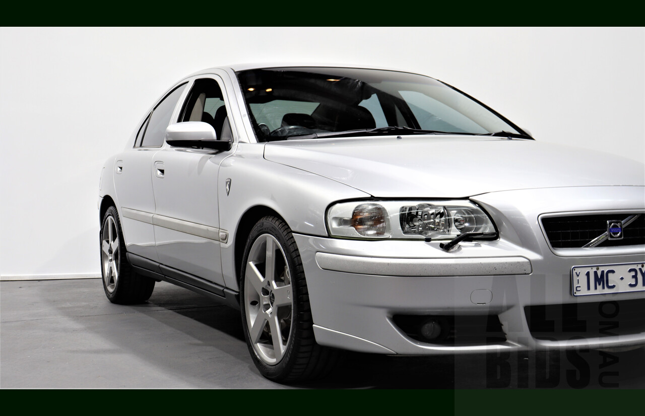 10/2003 Volvo S60 R 4d Sedan Silver 2.5L Turbo