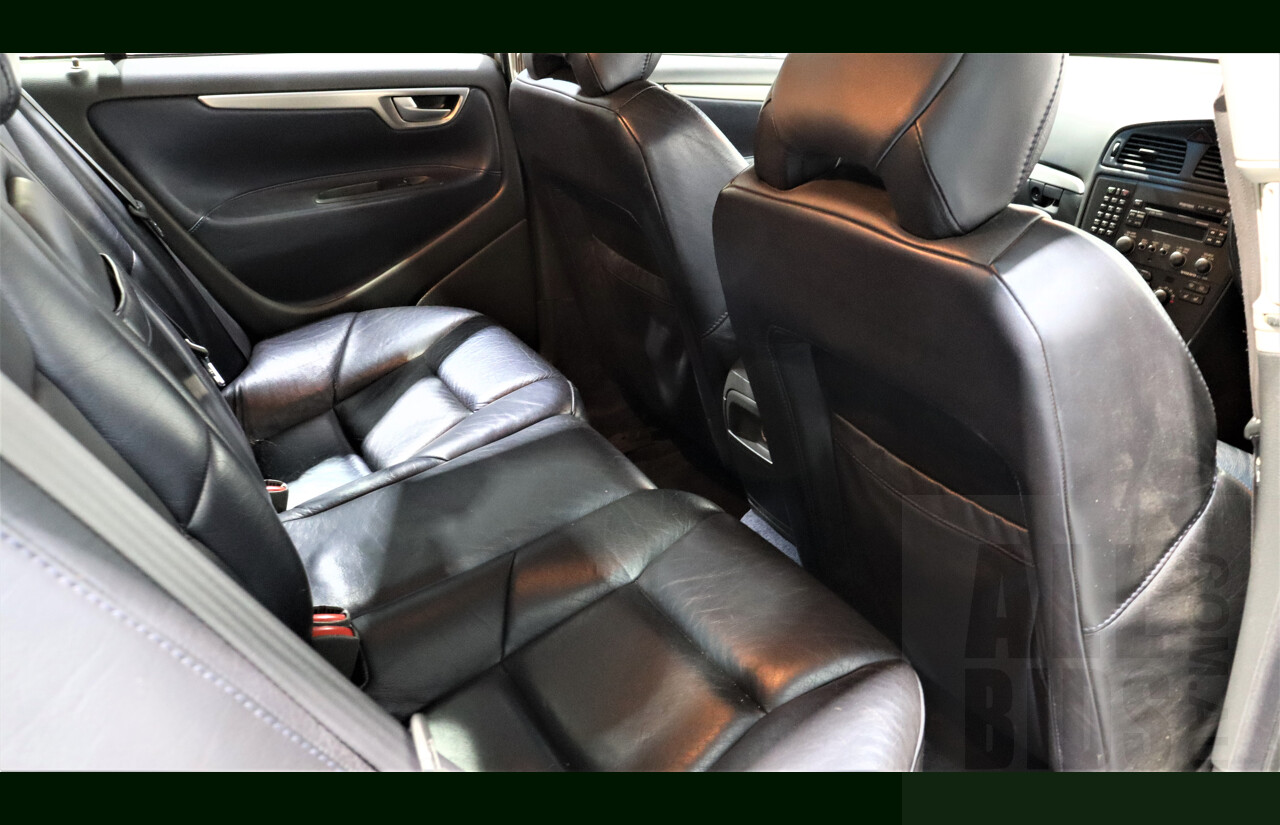 10/2003 Volvo S60 R 4d Sedan Silver 2.5L Turbo