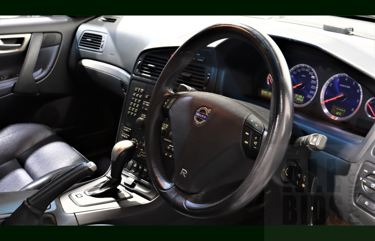 10/2003 Volvo S60 R 4d Sedan Silver 2.5L Turbo