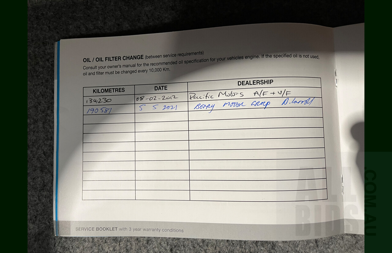 10/2003 Volvo S60 R 4d Sedan Silver 2.5L Turbo