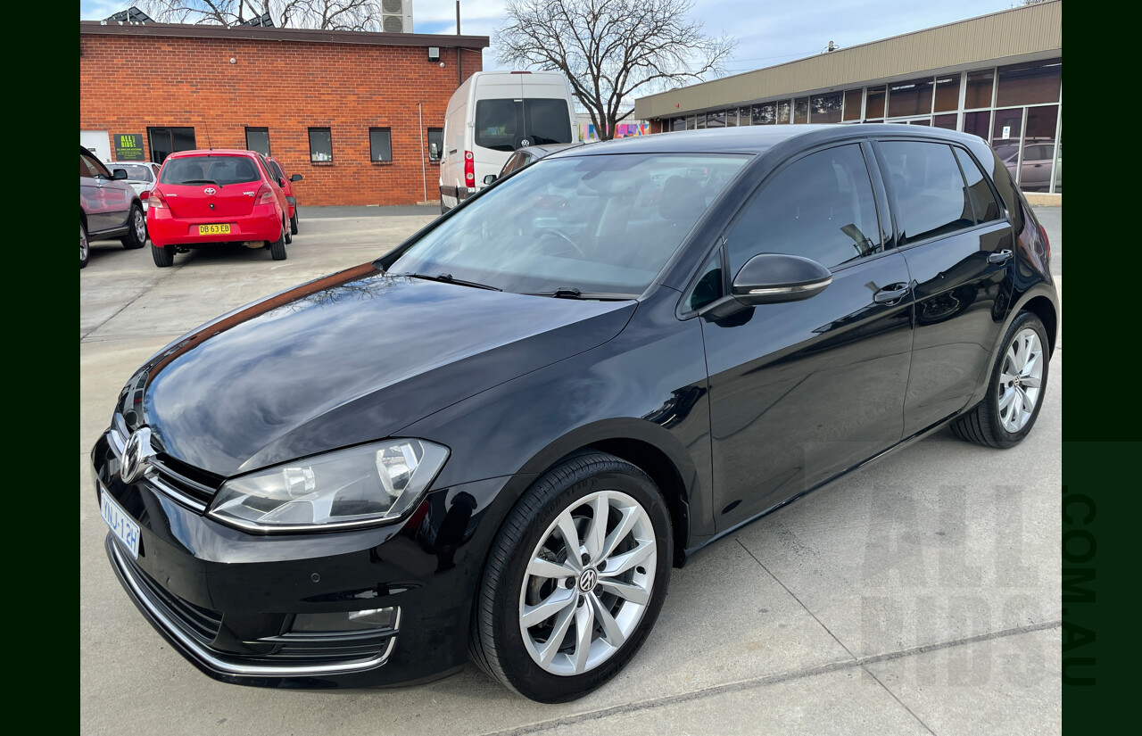 2/2015 Volkswagen Golf 103 TSI Highline AU MY15 5d Hatchback Black 1.4L