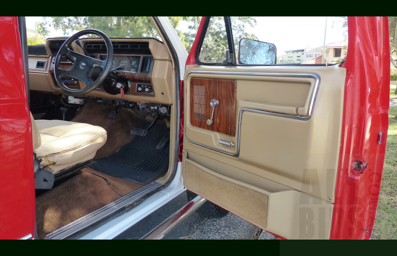 10/1984 Ford Bronco XLT (4x4) 2d Wagon Monza Red/White 351ci 5.8L V8