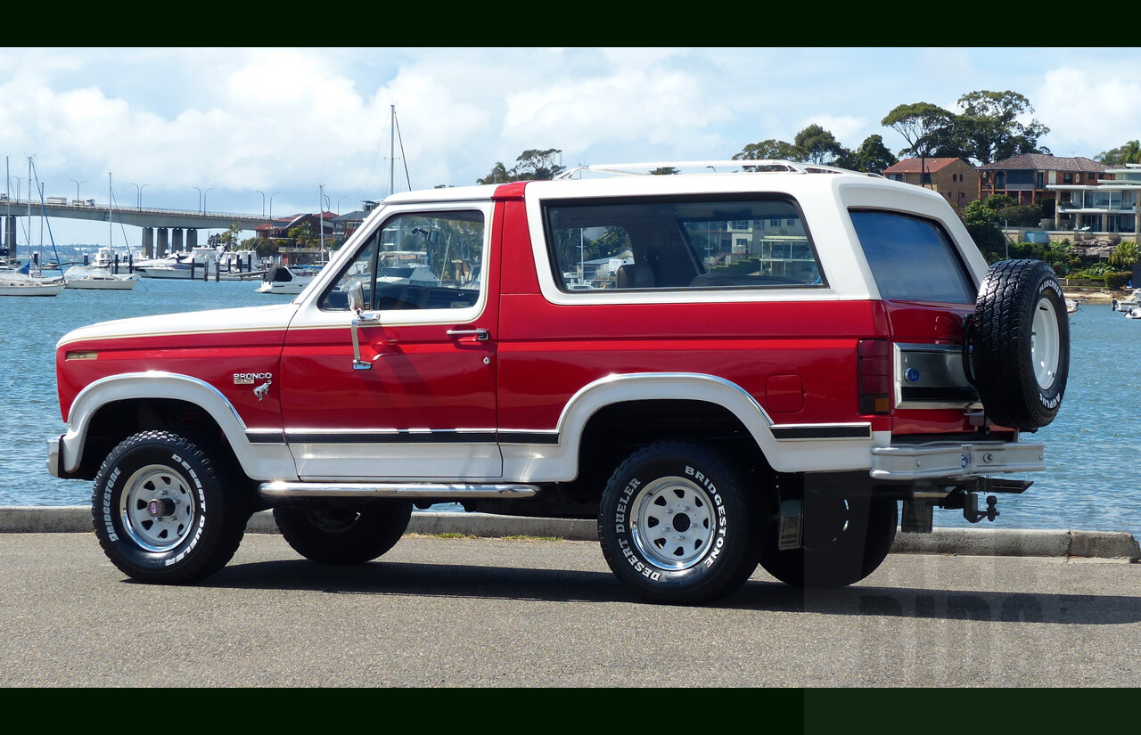 10/1984 Ford Bronco XLT (4x4) 2d Wagon Monza Red/White 351ci 5.8L V8