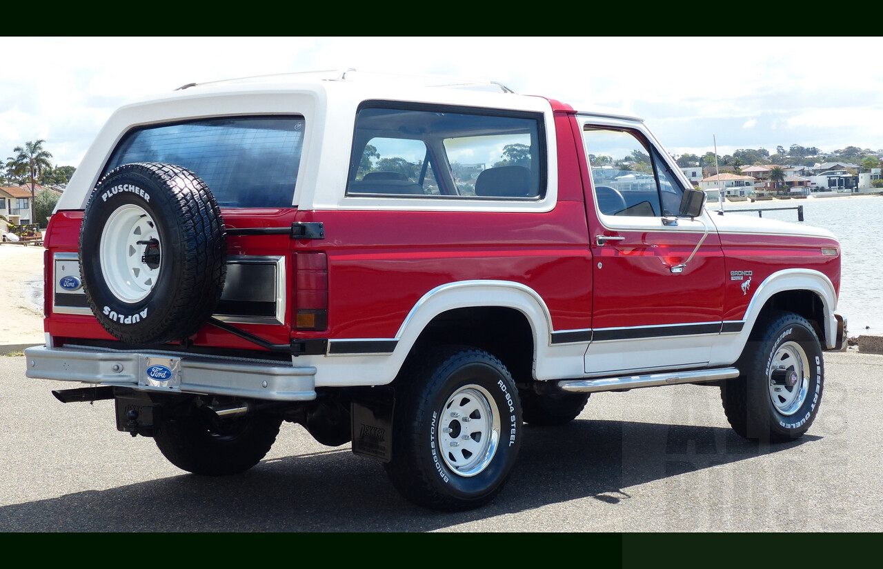 10/1984 Ford Bronco XLT (4x4) 2d Wagon Monza Red/White 351ci 5.8L V8