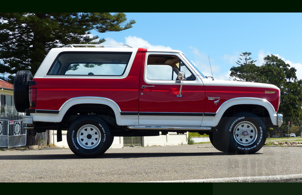 10/1984 Ford Bronco XLT (4x4) 2d Wagon Monza Red/White 351ci 5.8L V8