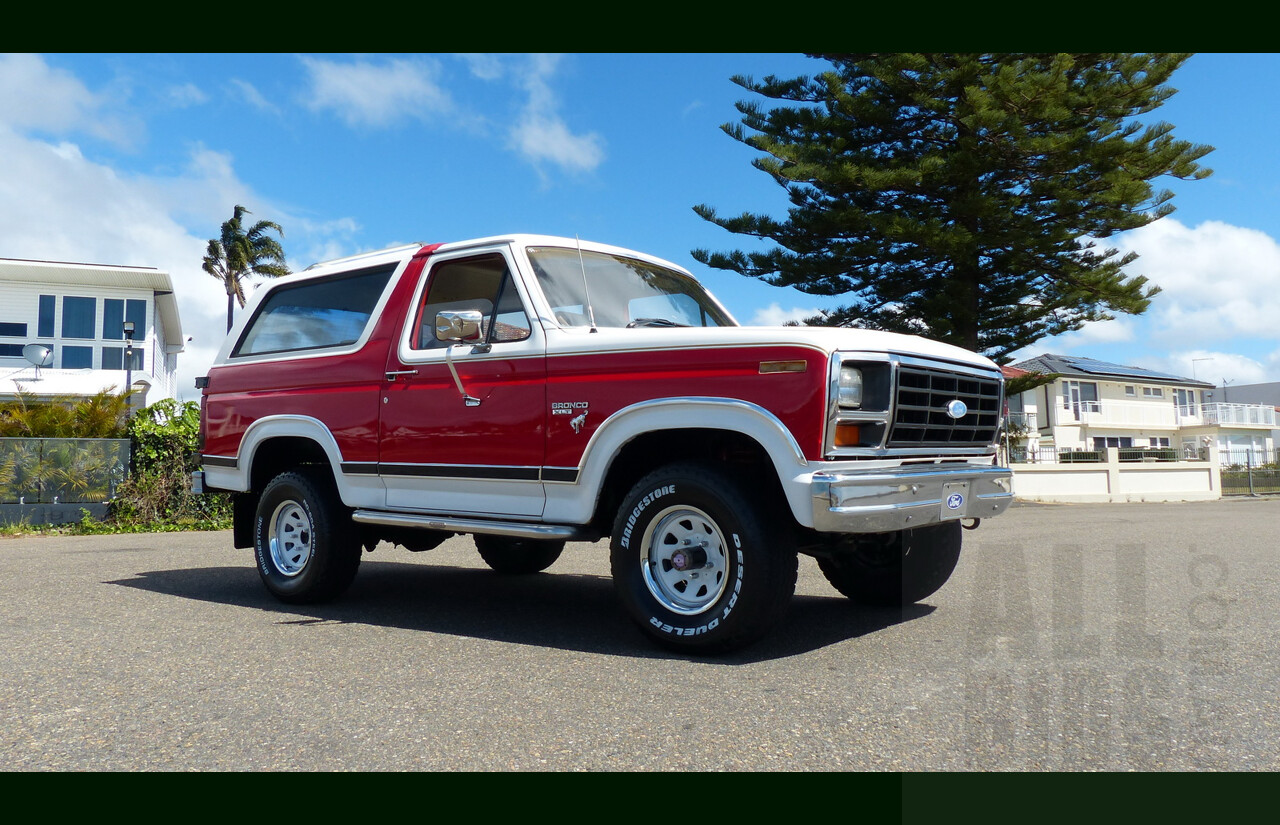 10/1984 Ford Bronco XLT (4x4) 2d Wagon Monza Red/White 351ci 5.8L V8