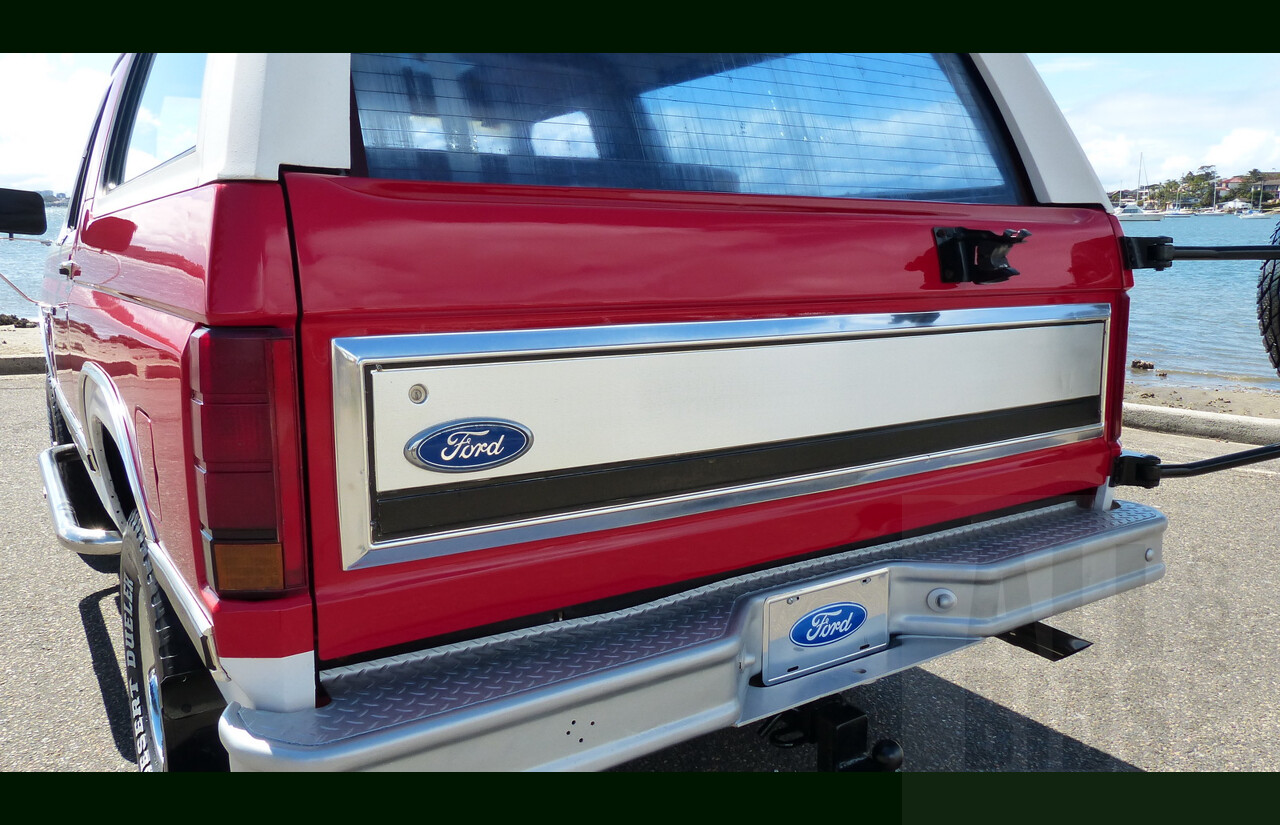 10/1984 Ford Bronco XLT (4x4) 2d Wagon Monza Red/White 351ci 5.8L V8