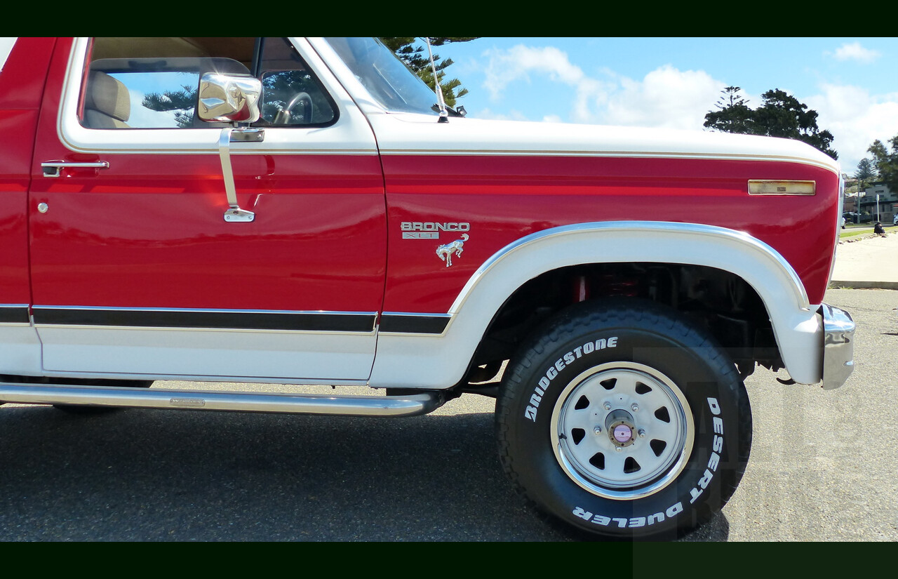 10/1984 Ford Bronco XLT (4x4) 2d Wagon Monza Red/White 351ci 5.8L V8