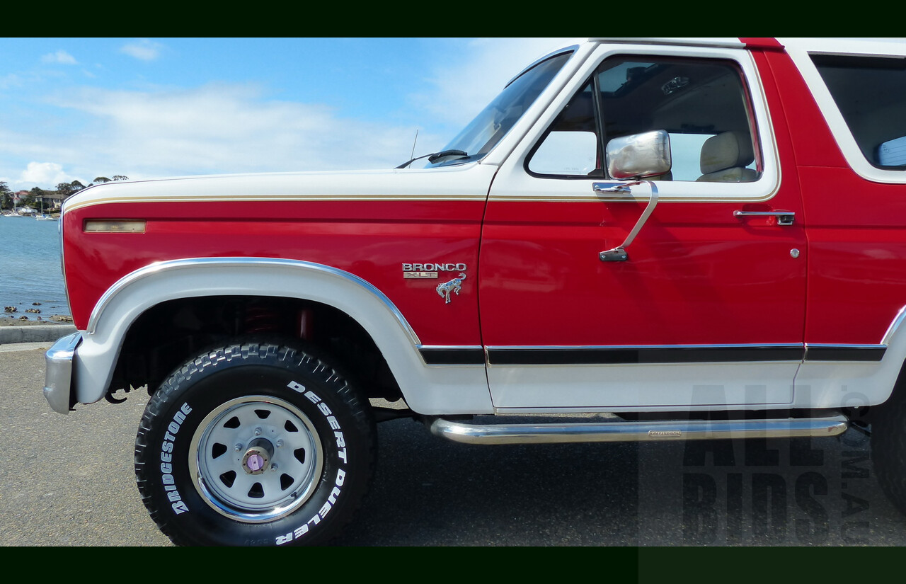 10/1984 Ford Bronco XLT (4x4) 2d Wagon Monza Red/White 351ci 5.8L V8