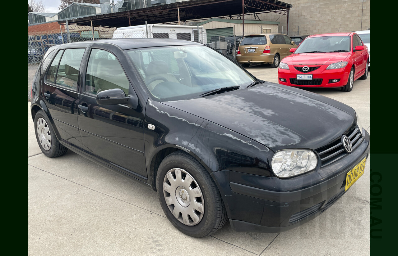 12/2000 Volkswagen Golf GL  5d Hatchback Black 1.6L