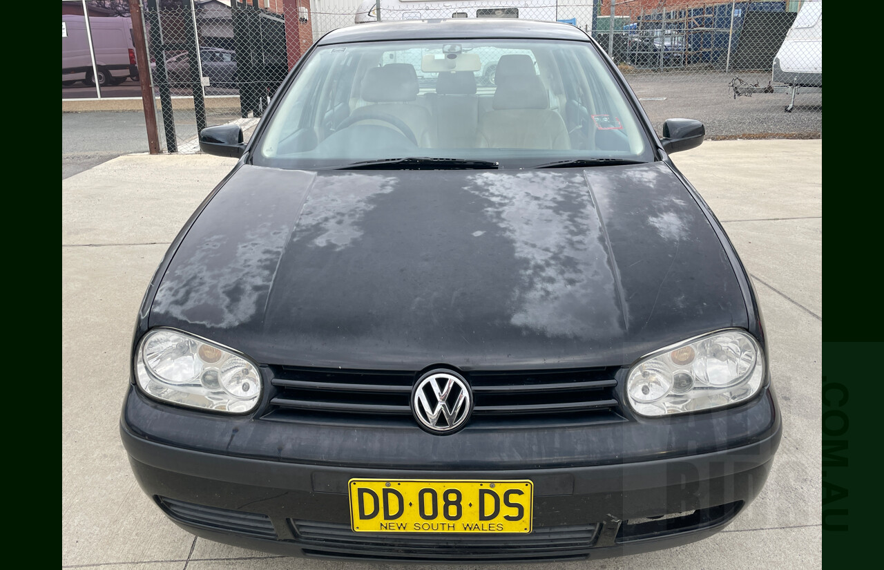 12/2000 Volkswagen Golf GL  5d Hatchback Black 1.6L