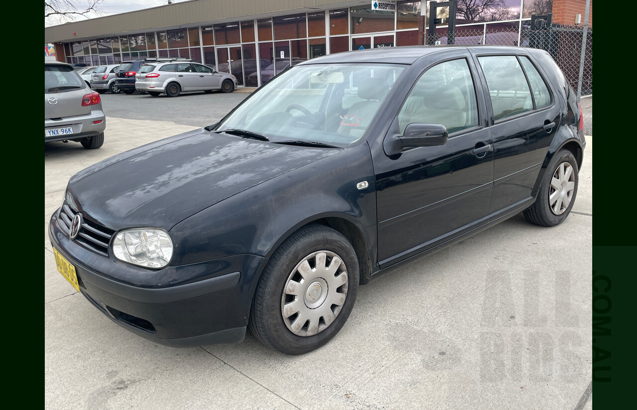 12/2000 Volkswagen Golf GL  5d Hatchback Black 1.6L