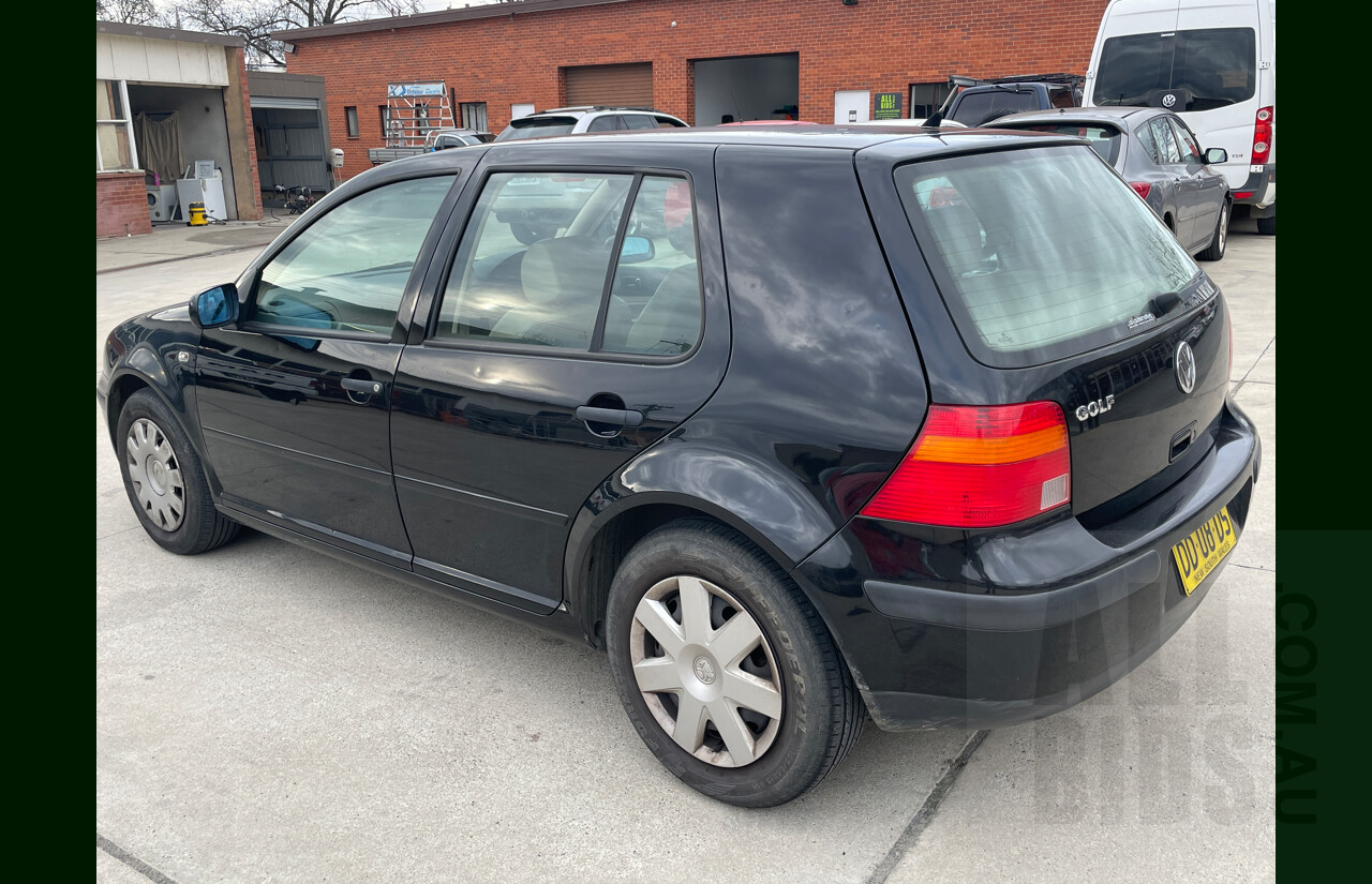 12/2000 Volkswagen Golf GL  5d Hatchback Black 1.6L