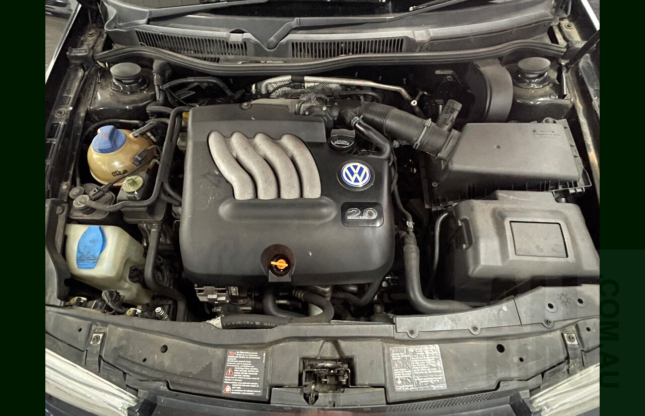 12/2000 Volkswagen Golf GL  5d Hatchback Black 1.6L