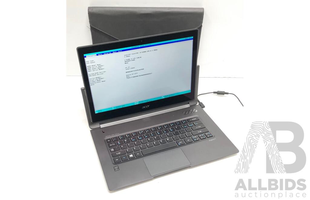 Acer (R7-371T-59GR) Aspire R 13 Intel Core i5 (5200U) 2.20GHz 2-Core CPU 13-Inch Convertible Touchscreen Laptop
