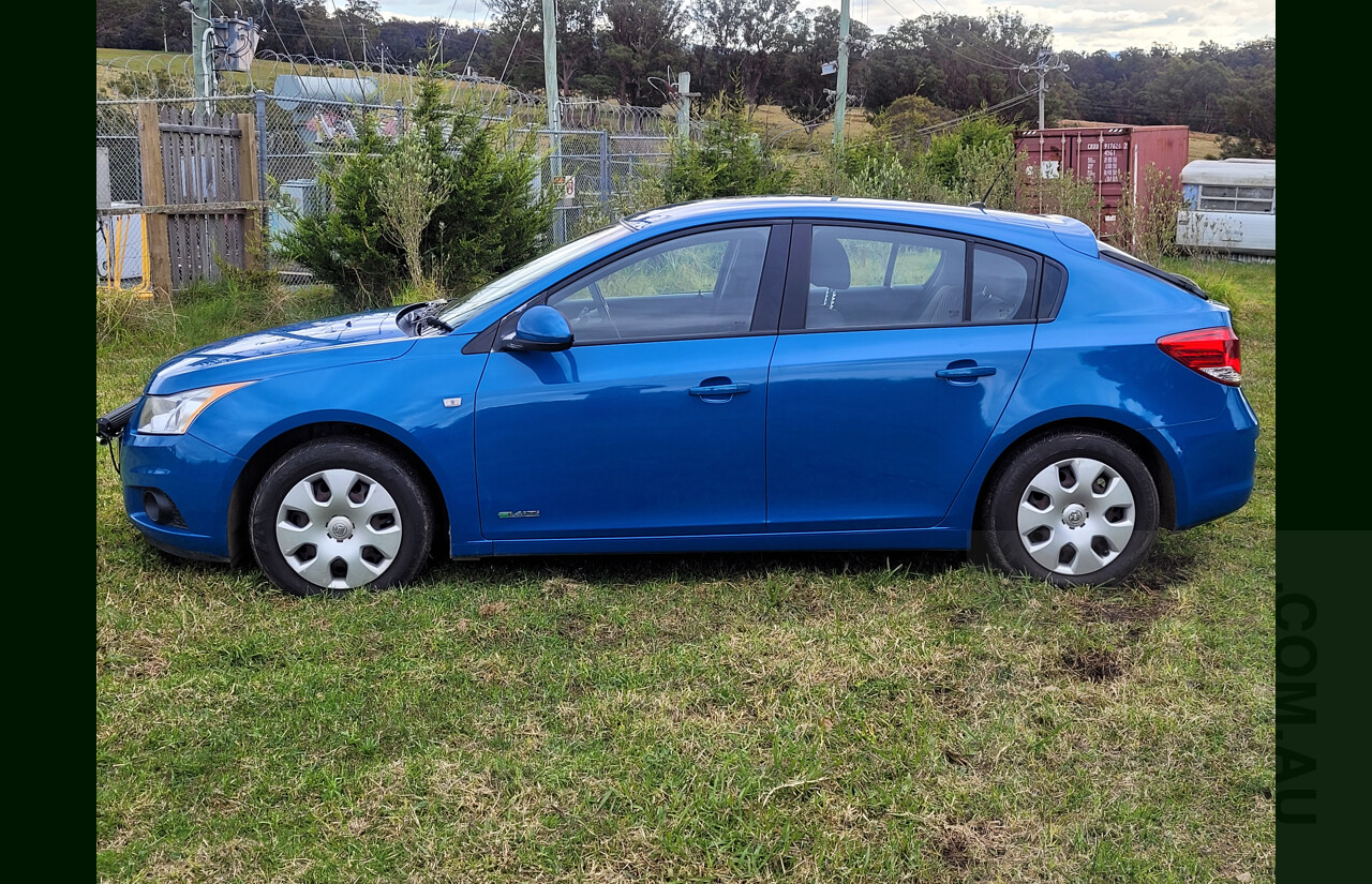 1/2012 Holden Cruze CD JH MY12 5d Hatchback Blue 1.4L