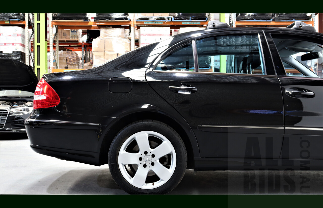 1/2005 Mercedes-Benz E500 Avantgarde W211 4d Sedan Black 5.0L V8