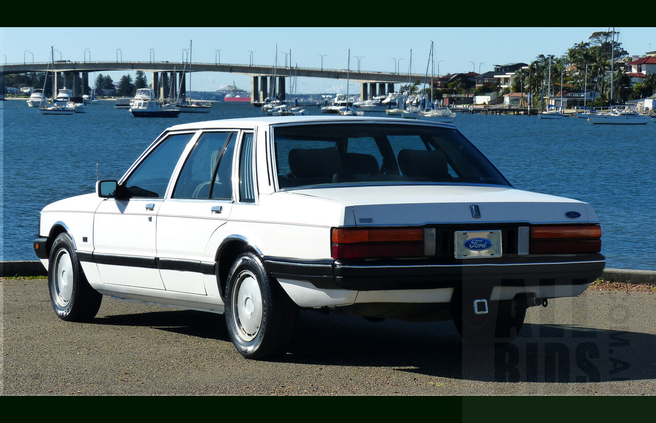 9/1987 Ford LTD FE 4d Sedan White Auto EFI 4.0L