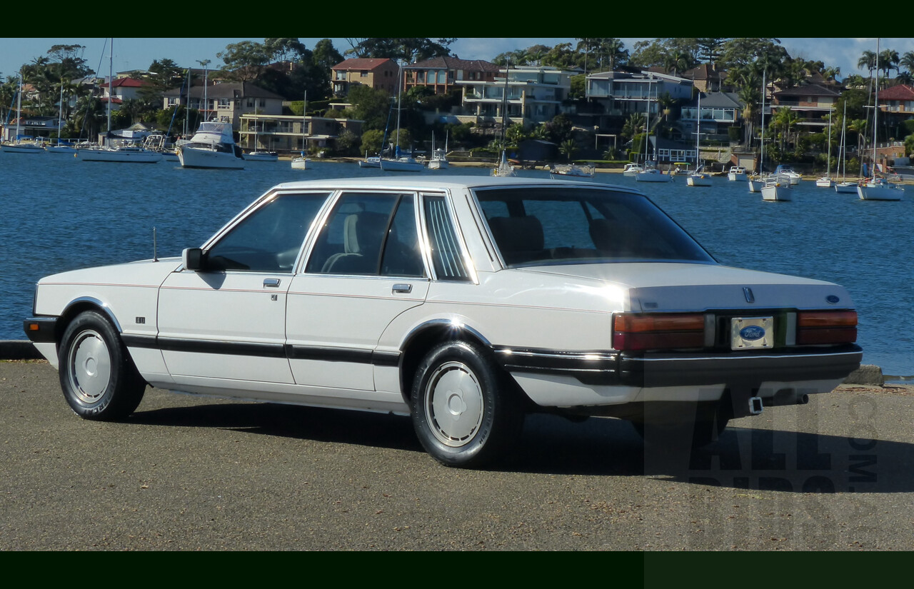 9/1987 Ford LTD FE 4d Sedan White Auto EFI 4.0L