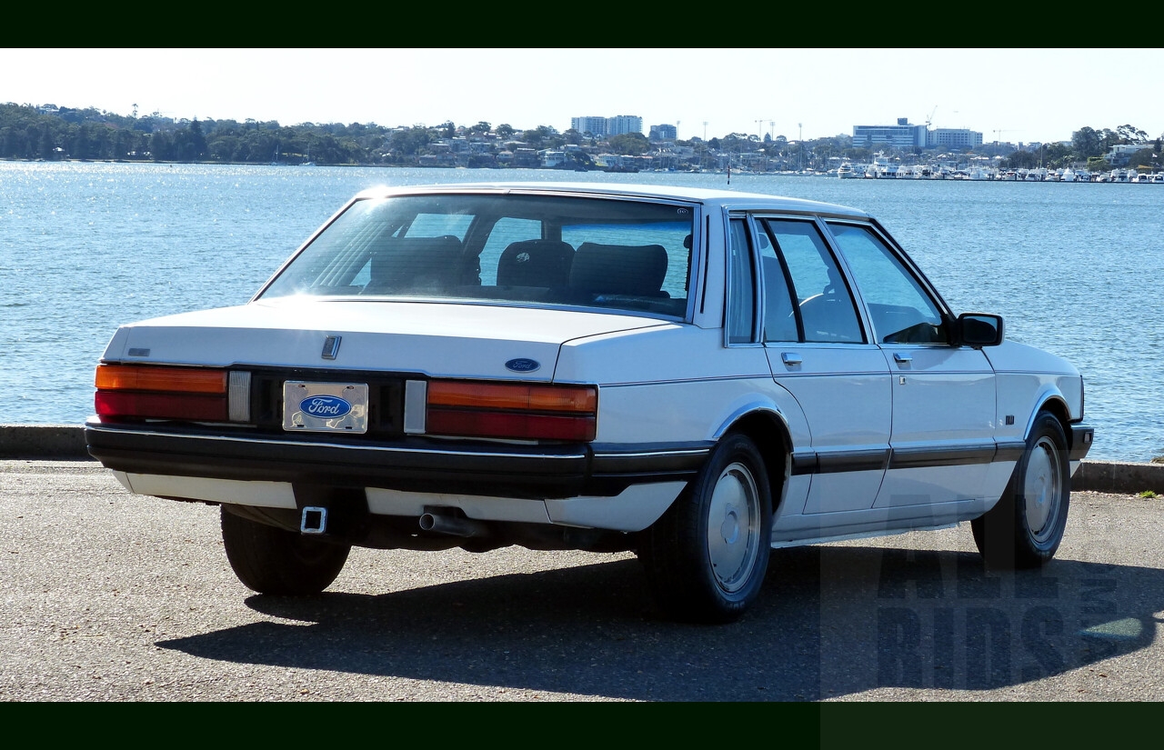 9/1987 Ford LTD FE 4d Sedan White Auto EFI 4.0L