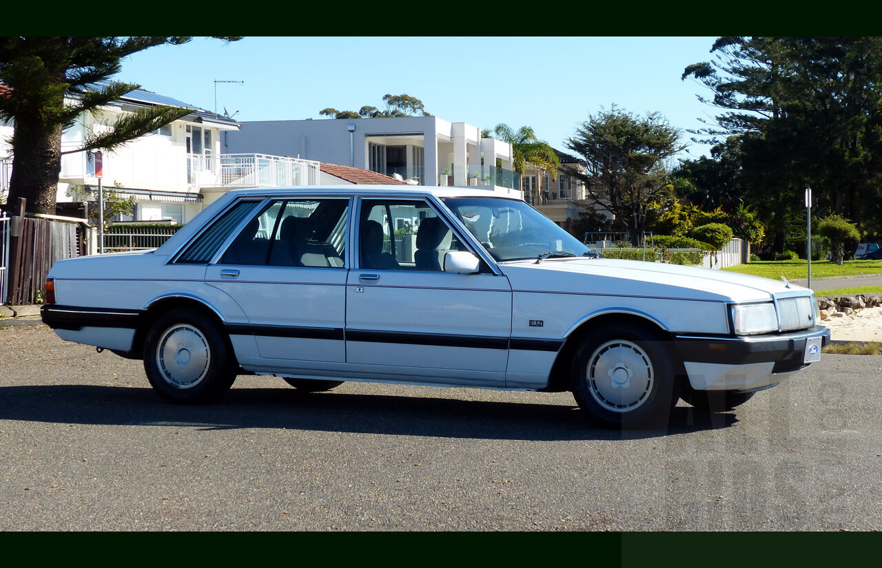 9/1987 Ford LTD FE 4d Sedan White Auto EFI 4.0L