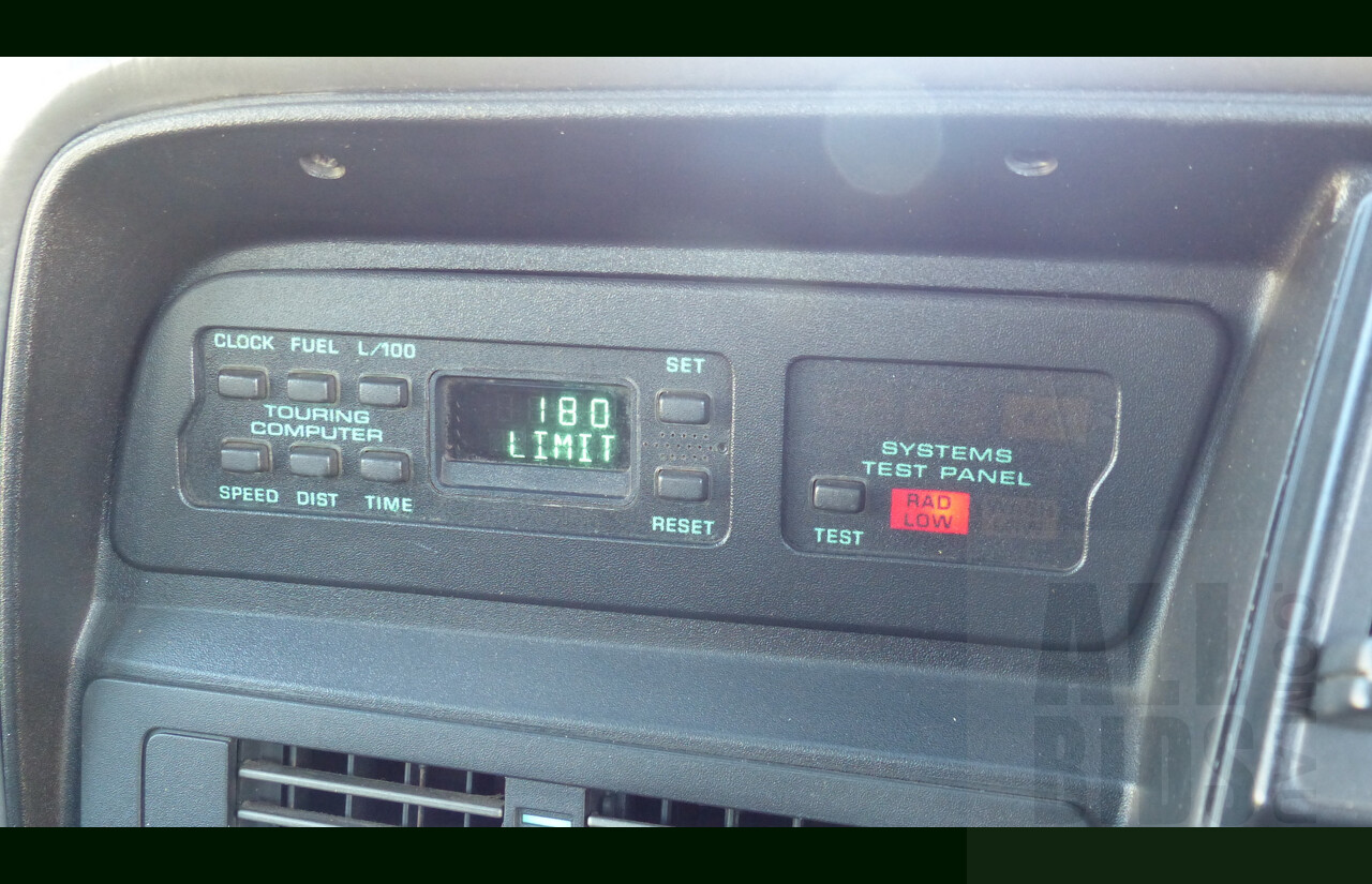 9/1987 Ford LTD FE 4d Sedan White Auto EFI 4.0L