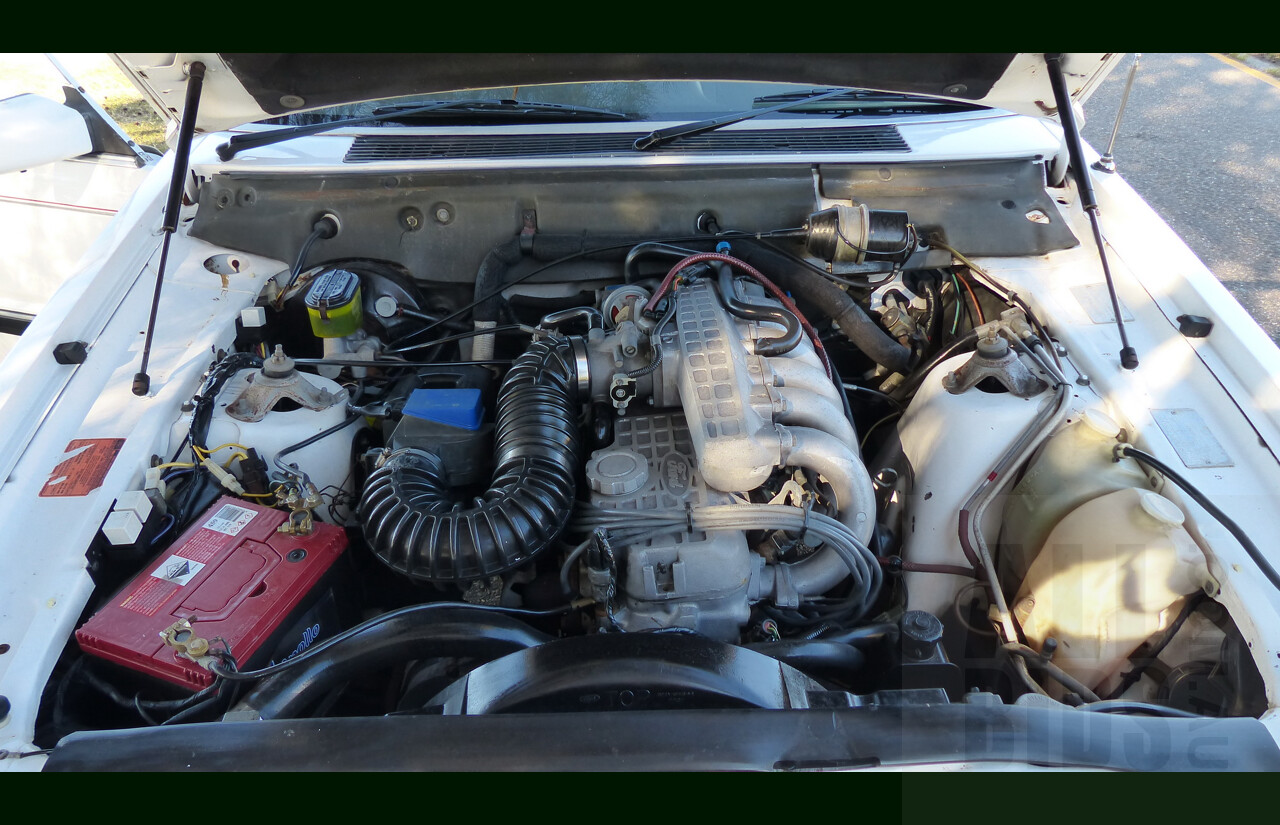 9/1987 Ford LTD FE 4d Sedan White Auto EFI 4.0L