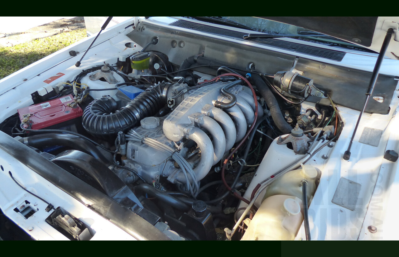 9/1987 Ford LTD FE 4d Sedan White Auto EFI 4.0L