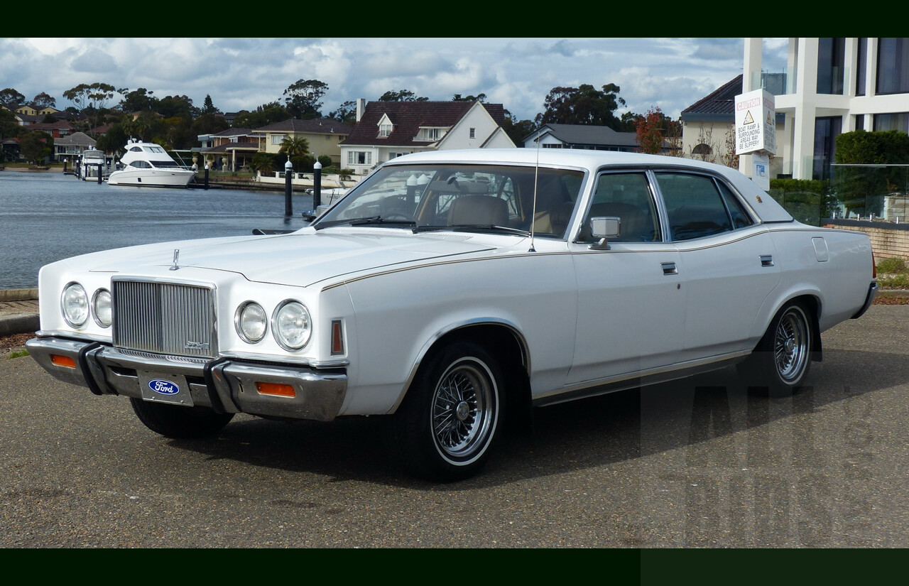 11/1977 Ford LTD P6 4d Sedan White Auto 351ci 5.8L V8