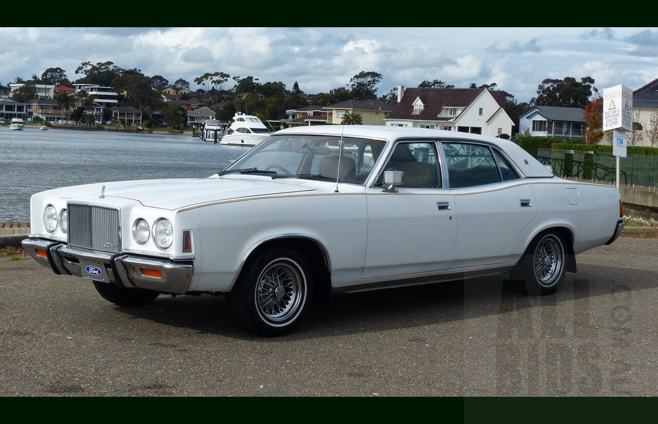 11/1977 Ford LTD P6 4d Sedan White Auto 351ci 5.8L V8