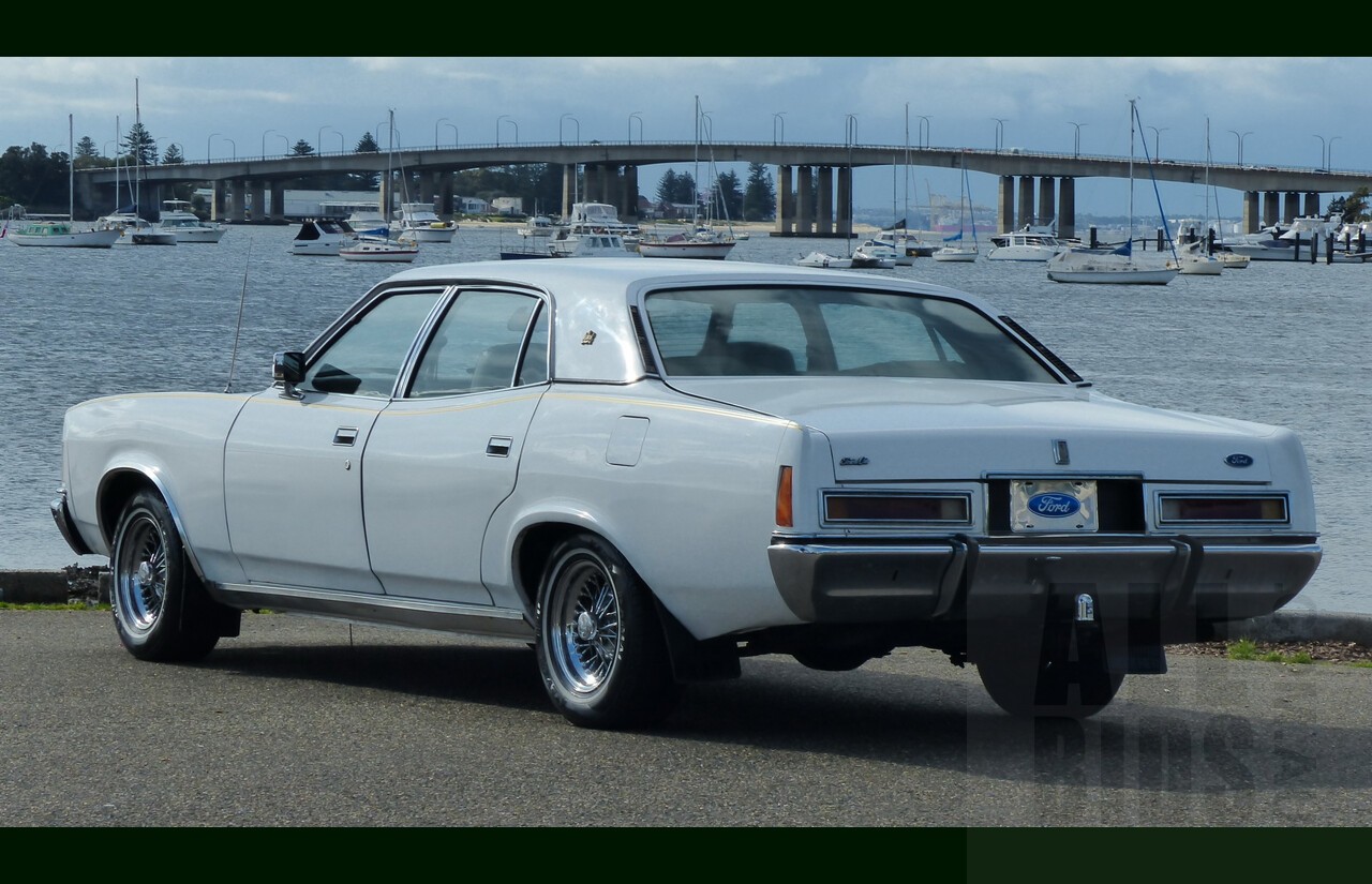 11/1977 Ford LTD P6 4d Sedan White Auto 351ci 5.8L V8