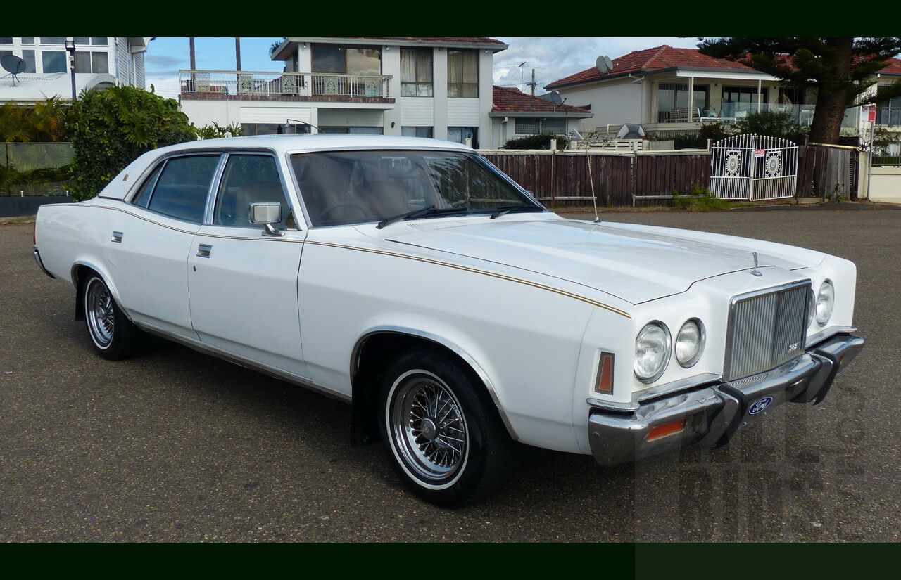 11/1977 Ford LTD P6 4d Sedan White Auto 351ci 5.8L V8