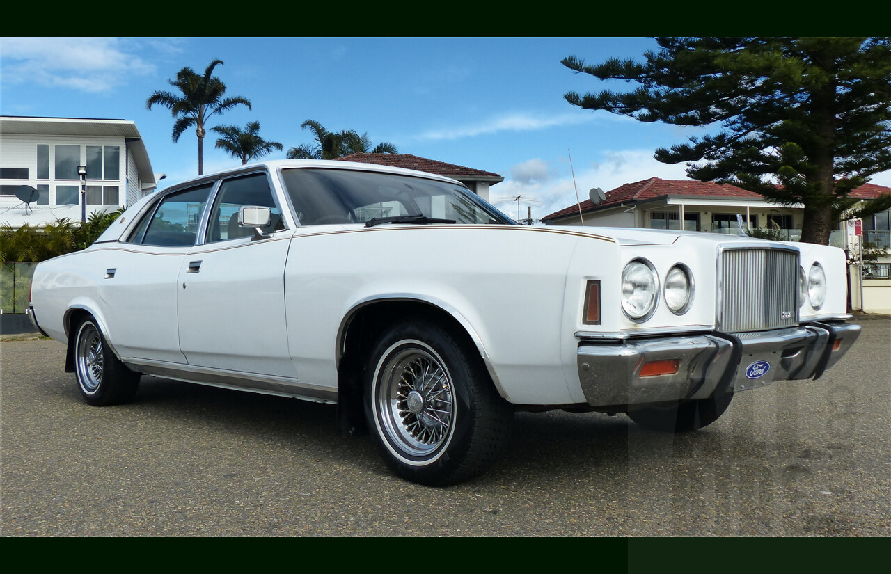 11/1977 Ford LTD P6 4d Sedan White Auto 351ci 5.8L V8