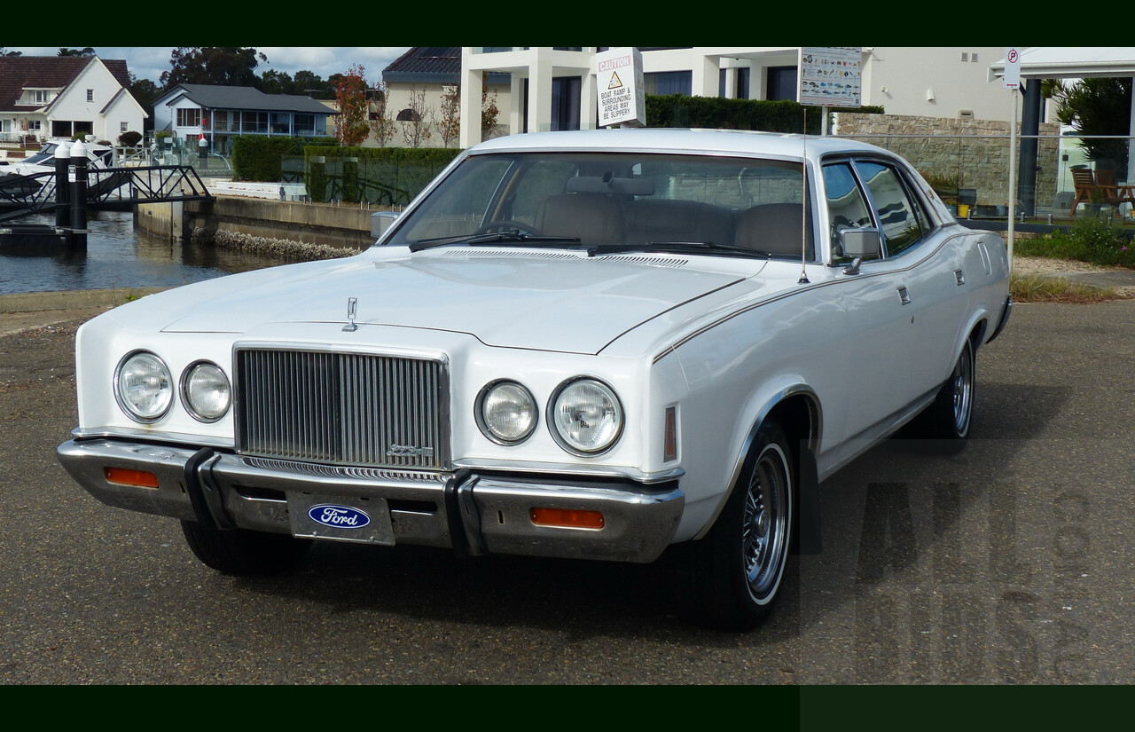 11/1977 Ford LTD P6 4d Sedan White Auto 351ci 5.8L V8