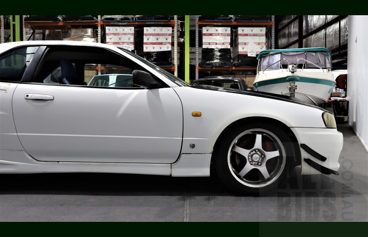 6/1998 Nissan Skyline 25-GT R34 Coupe White 3.0L Turbo RB30 With RB25 Head