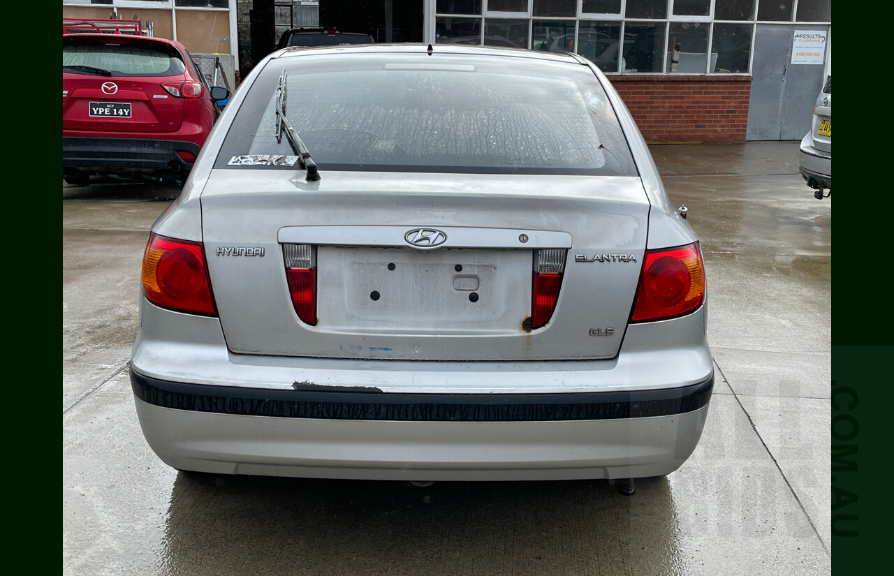 12/2001 Hyundai Elantra GLS XD 5d Hatchback Silver 2.0L