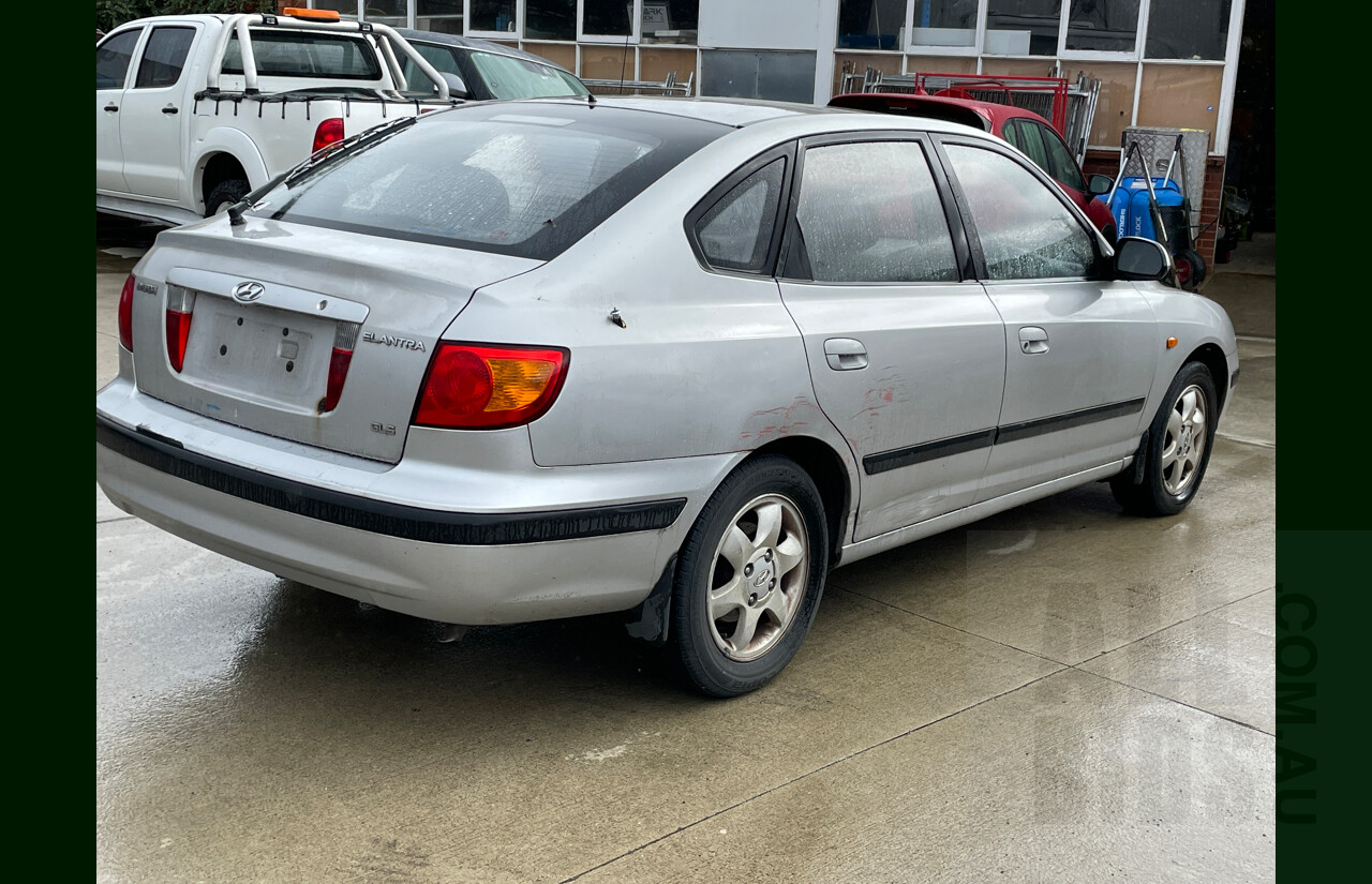 12/2001 Hyundai Elantra GLS XD 5d Hatchback Silver 2.0L