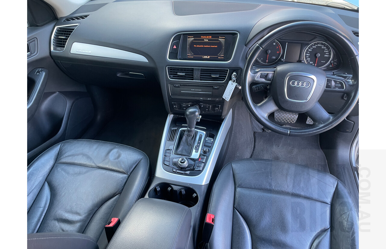 7/2011 Audi Q5 2.0 TFSI Quattro 8R MY12 4d Wagon Grey 2.0L