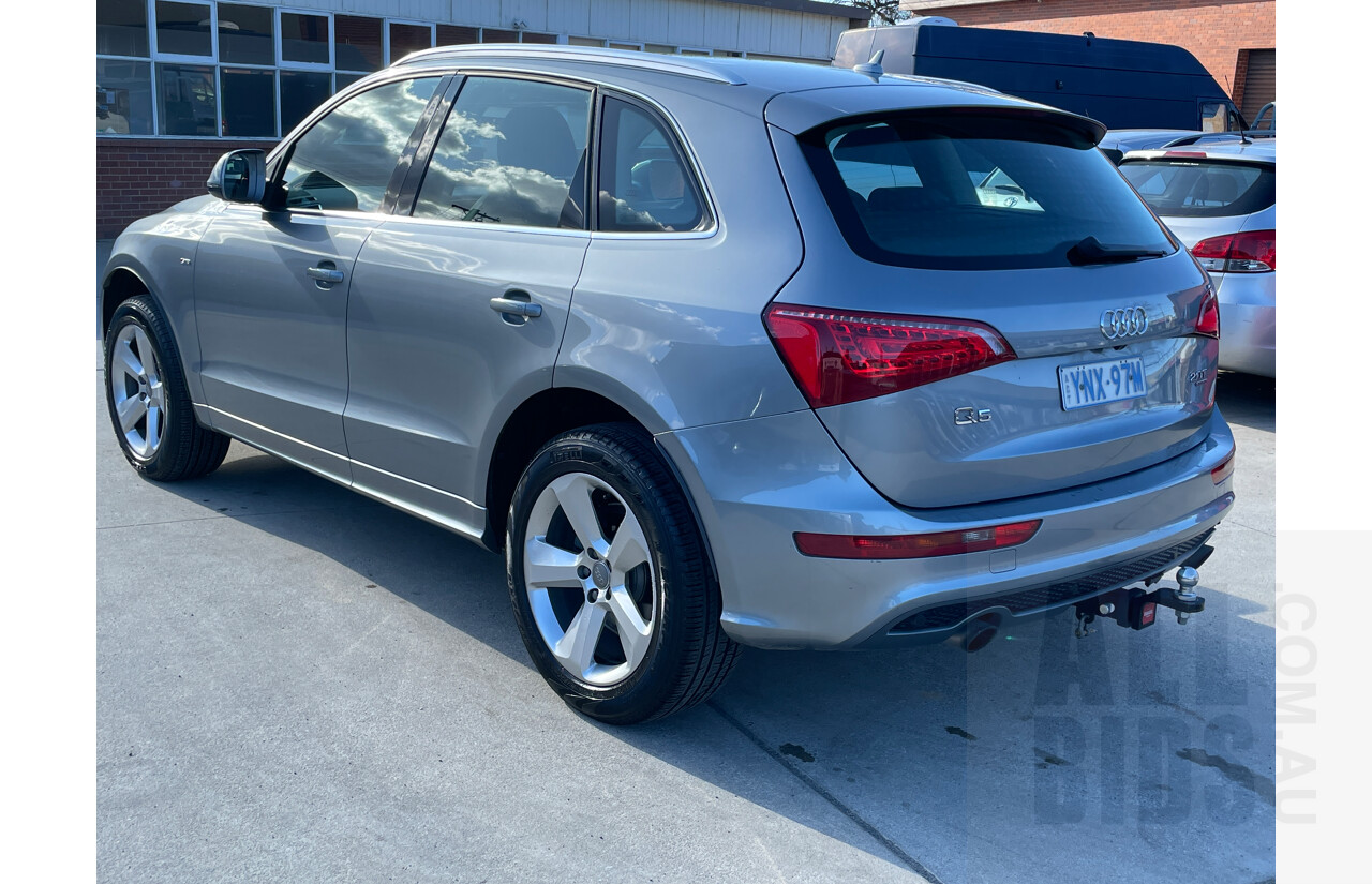 7/2011 Audi Q5 2.0 TFSI Quattro 8R MY12 4d Wagon Grey 2.0L