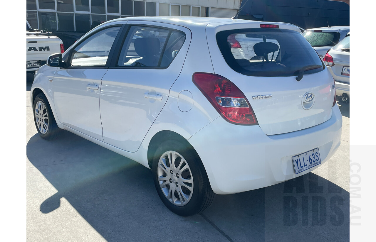 7/2010 Hyundai i20 Active PB 5d Hatchback White 1.4L