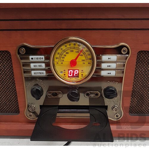 Lenoxx Bluetooth Retro Music Centre - ORP $189.00