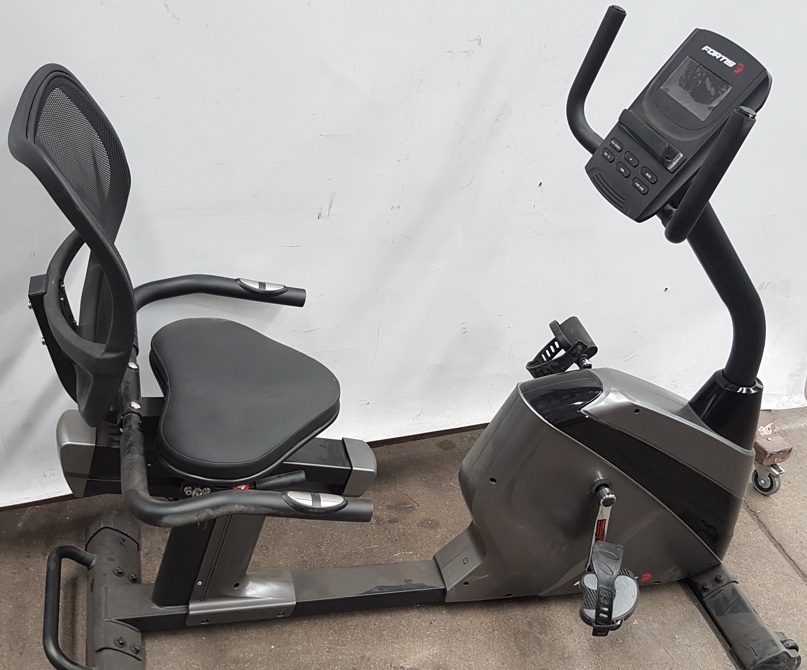 Fortis recumbent online bike