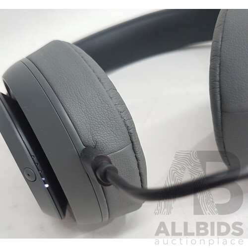 Beats Studio3 Wireless Over-Ear Headphones (Grey) - Missing Inclusions - ORP $389.00