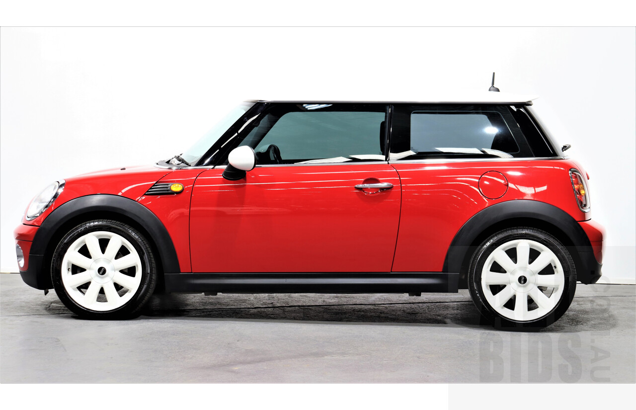 1/2008 Mini Cooper  R56 2d Hatchback Red 1.6L