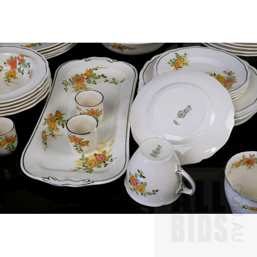 Vintage Royal Doulton Rosslyn D5399 Dinner Service Including Two Covered Dishes, 40 Pieces