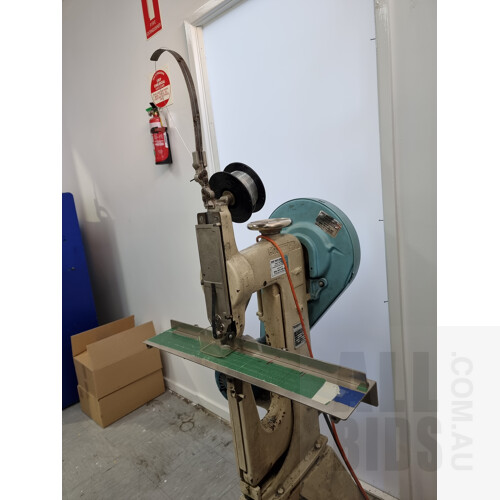 Bostitch 'Bronco' Wire Stitcher